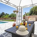 Oasis Luxury 2 Villa *