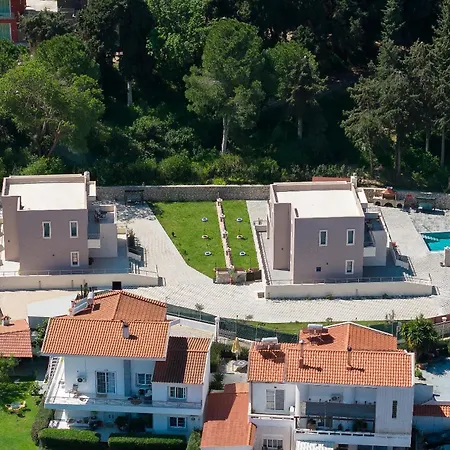 Oasis Luxury 2