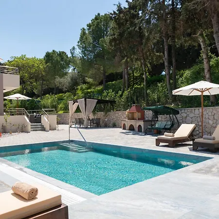 Oasis Luxury 2 *